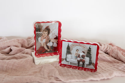 Scallop Acrylic Photo Frame